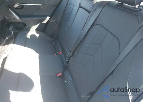 2025 BMW 530I xDrive z USA, uszkodzony, nr VIN WBA53FJ07SCU42951